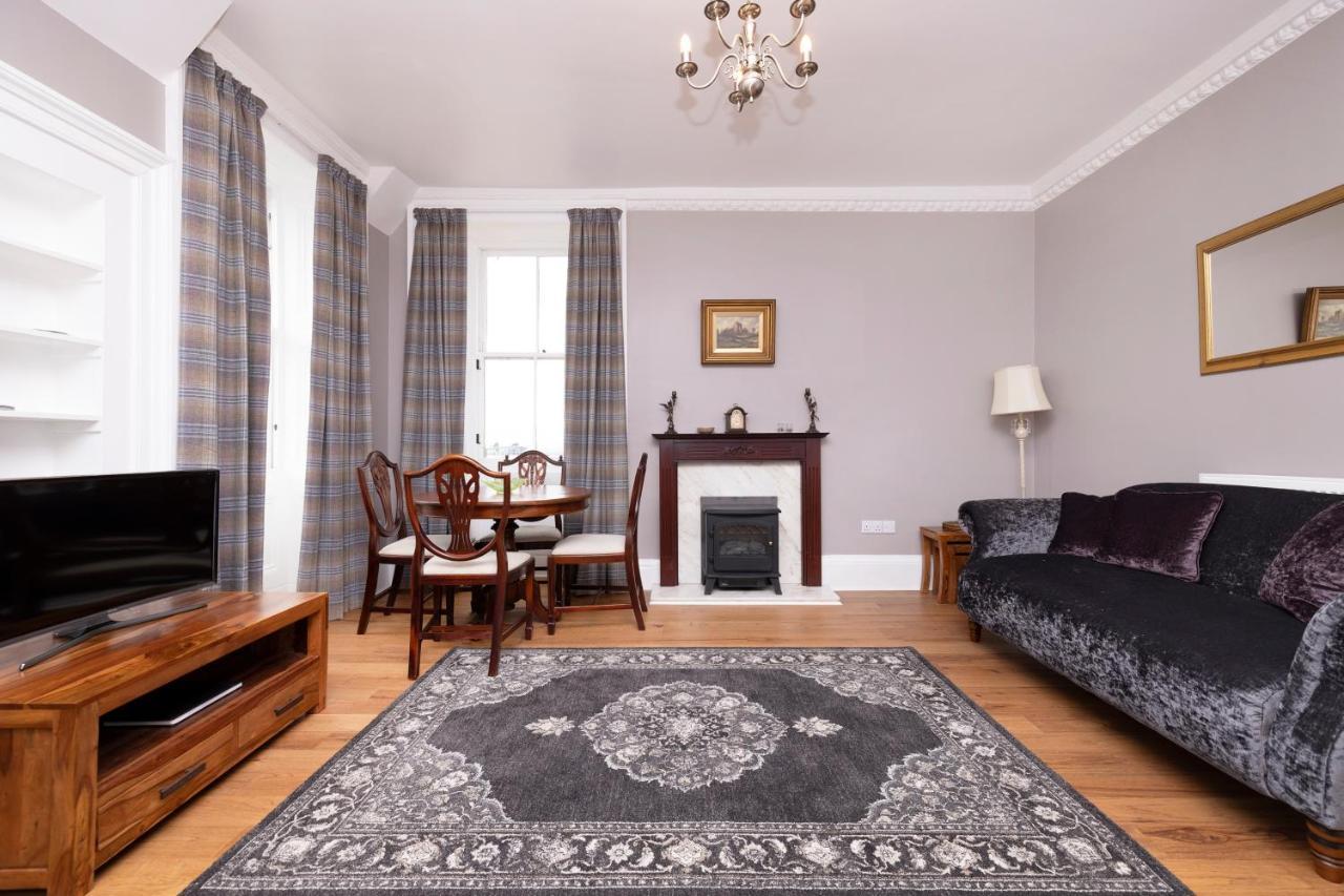 Joivy Cozy Apt Near Edinburgh Castle Edimburgo Exterior foto