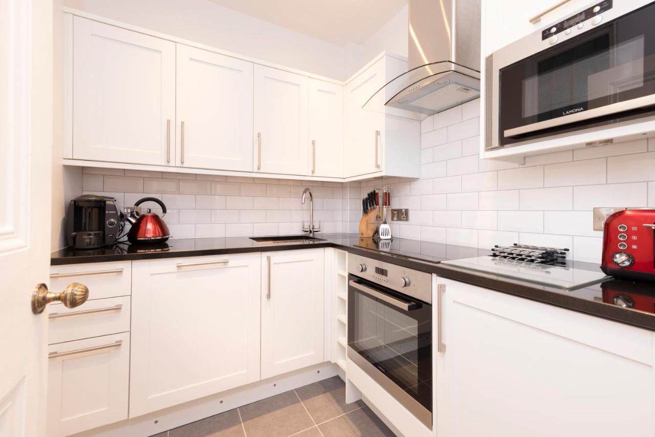 Joivy Cozy Apt Near Edinburgh Castle Edimburgo Exterior foto