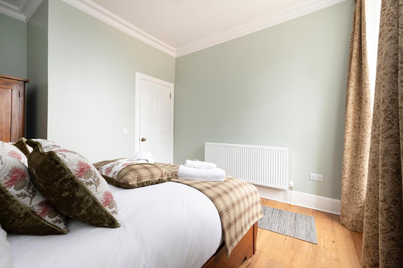 Joivy Cozy Apt Near Edinburgh Castle Edimburgo Exterior foto