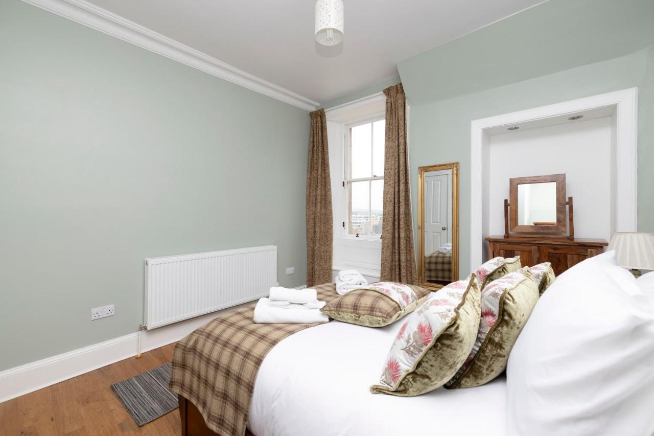 Joivy Cozy Apt Near Edinburgh Castle Edimburgo Exterior foto